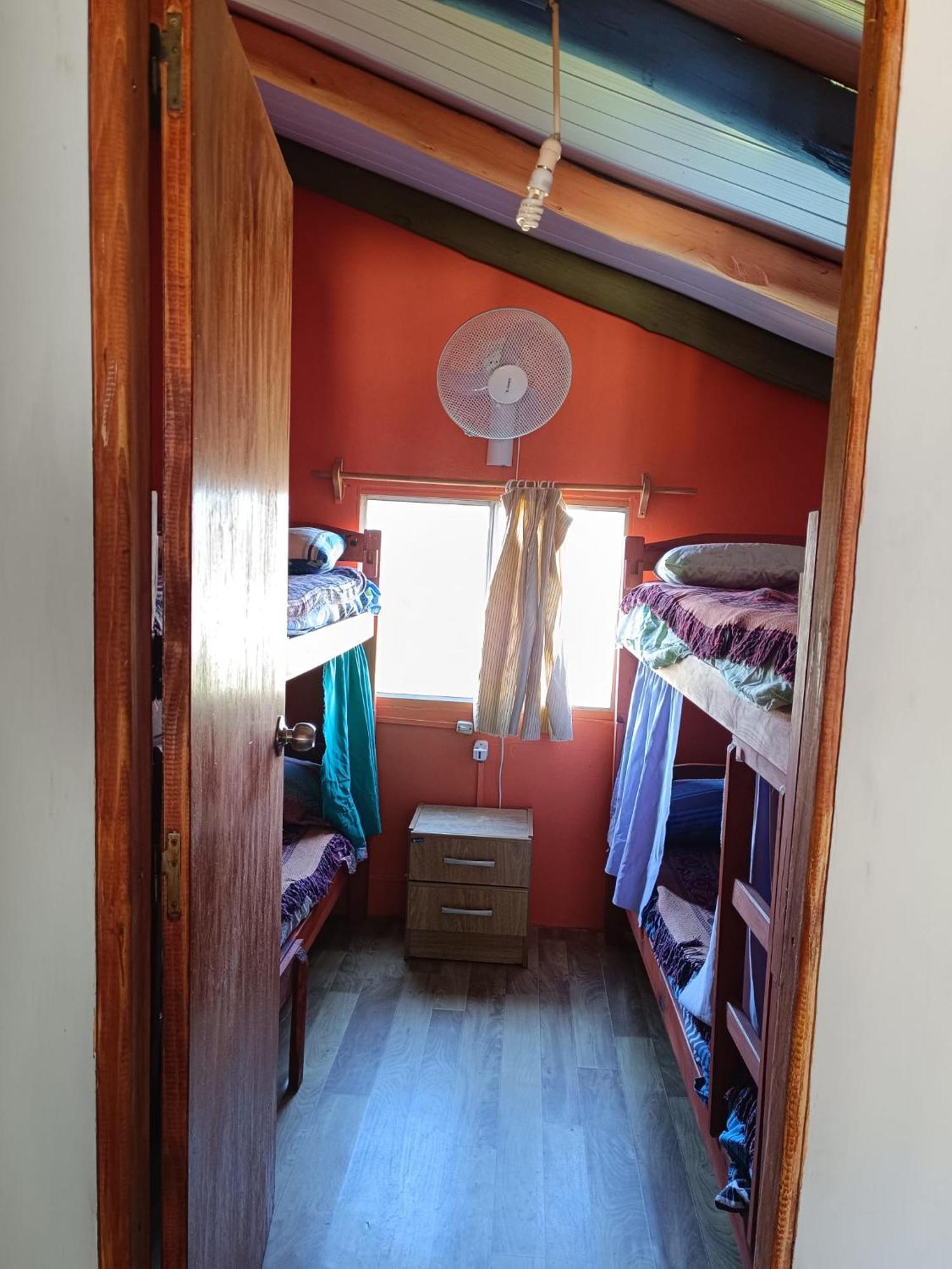 Hostel Lo De Milton Барра-де-Валісас Екстер'єр фото