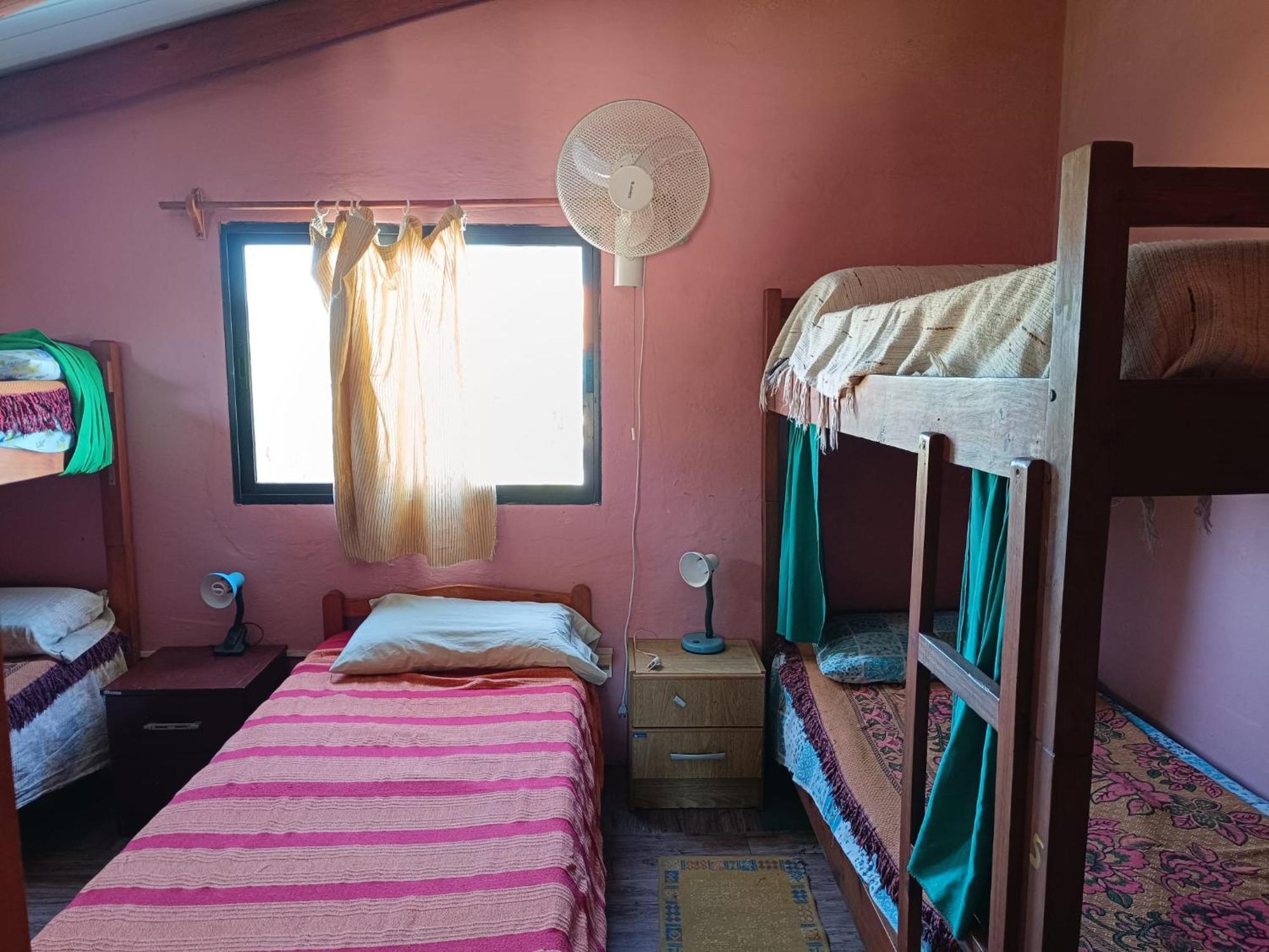 Hostel Lo De Milton Барра-де-Валісас Екстер'єр фото