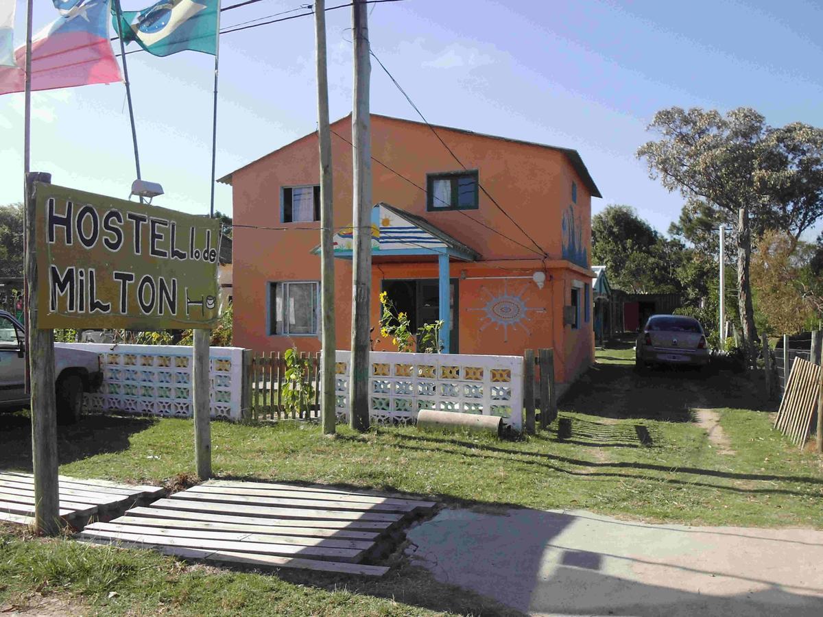 Hostel Lo De Milton Барра-де-Валісас Екстер'єр фото